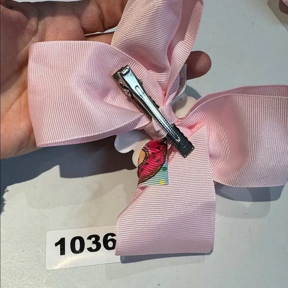 1036 Light Pink Color Hello Kitty Hair Bow Alligator Clip